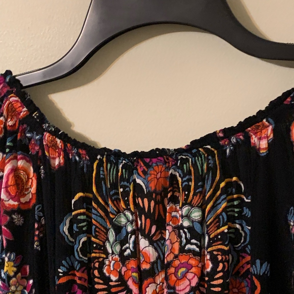 BILA Floral Top size Small - Picture 12 of 14